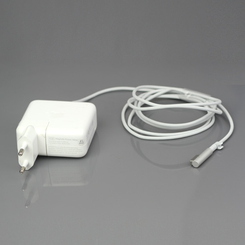 George Eliot Uitsluiting Land 45 watt MacBook Air (2010, 2011) oplader