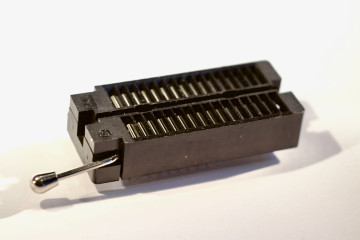 32 pin ZIF socket