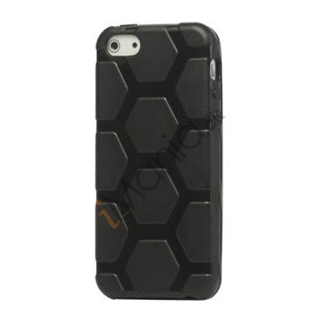 Anti-slip Fodbold Mønster TPU Gel Case iPhone 5 cover - Sort