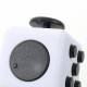 Fidget cube - hvid / sort